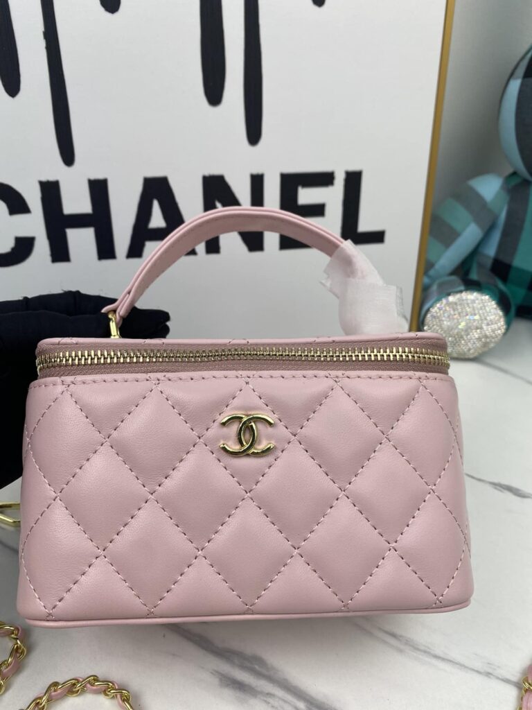 Chanel Rectangular Vanity With Chain Pink 17Cm - Image 9