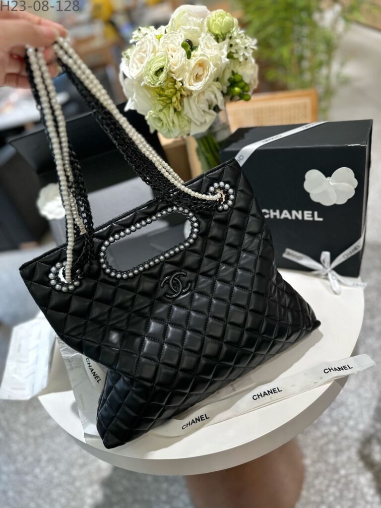 Chanel Timeless Rare Pearl Black Lambskin Shoulder Bag Tote Minaudière Clutch 33Cm - Image 4