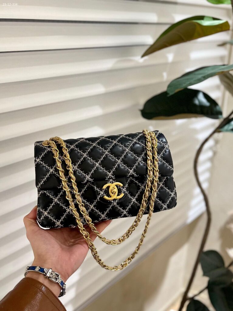 Chanel Satin Flap Shoulder Bag With Natural Hemp Diamond Stitching Black 25Cm - Image 5