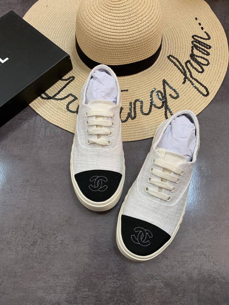 Chanel Cc Sneakers Canvas Mix In White - Image 4