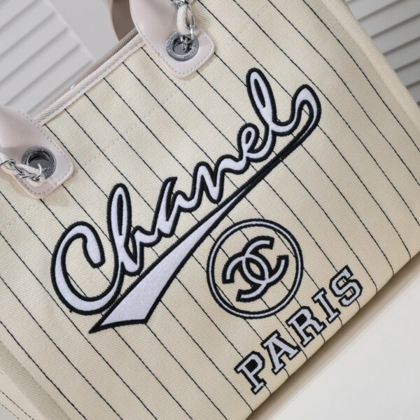 Chanel Large Shopping Bag Cream 39Cm A66941 - Image 6