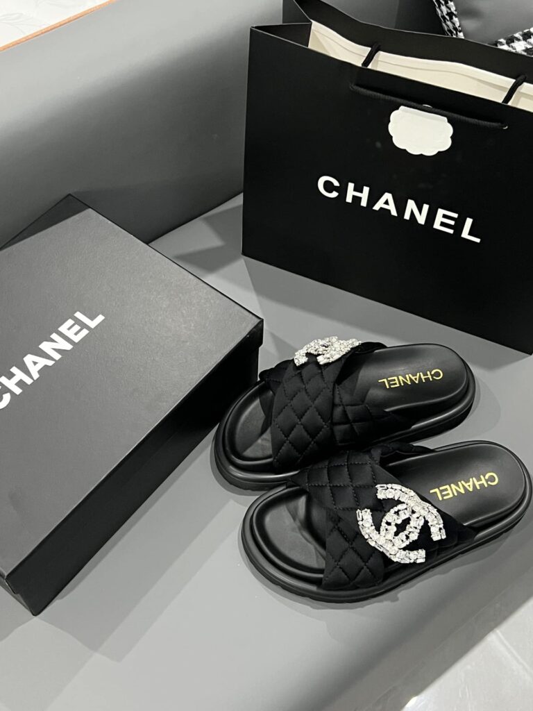 Chanel Cc Slippers Studded Black - Image 6