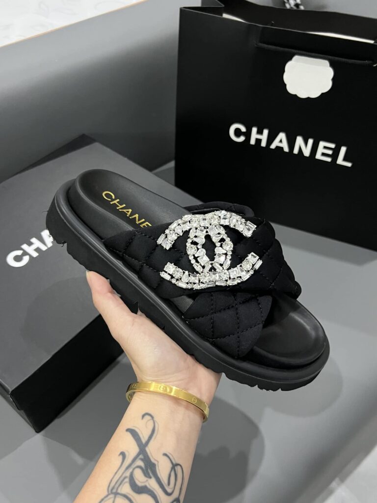 Chanel Cc Slippers Studded Black - Image 7