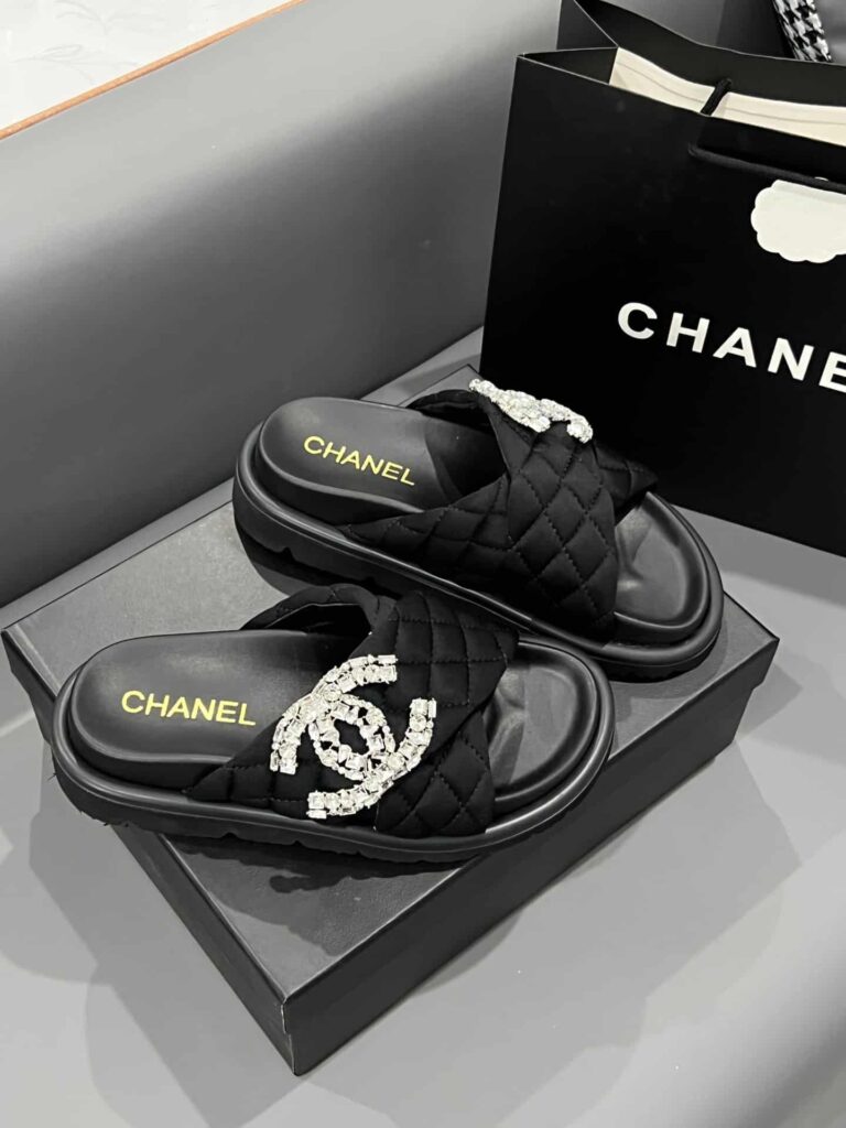 Chanel Cc Slippers Studded Black - Image 8
