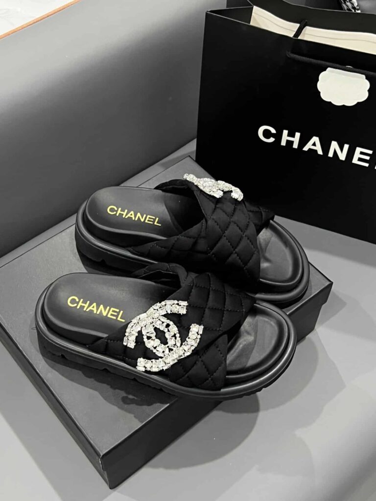Chanel Cc Slippers Studded Black - Image 9