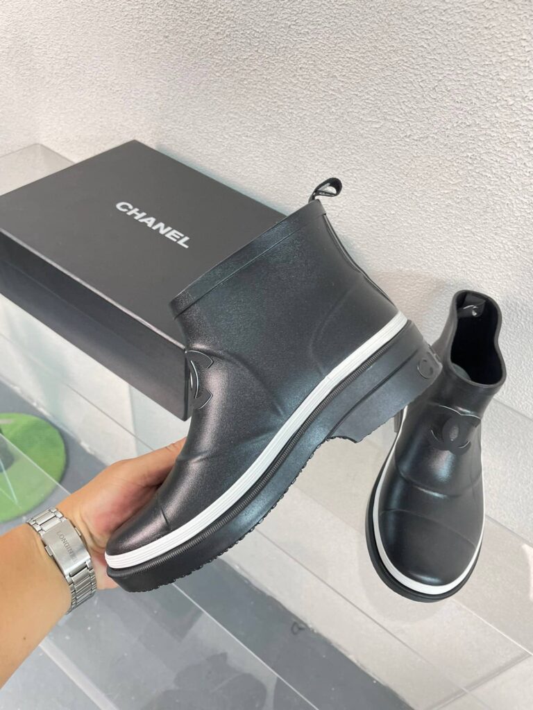 Chanel Rubber Short Boots Rain Black G45076B 13298 94305 - Image 2