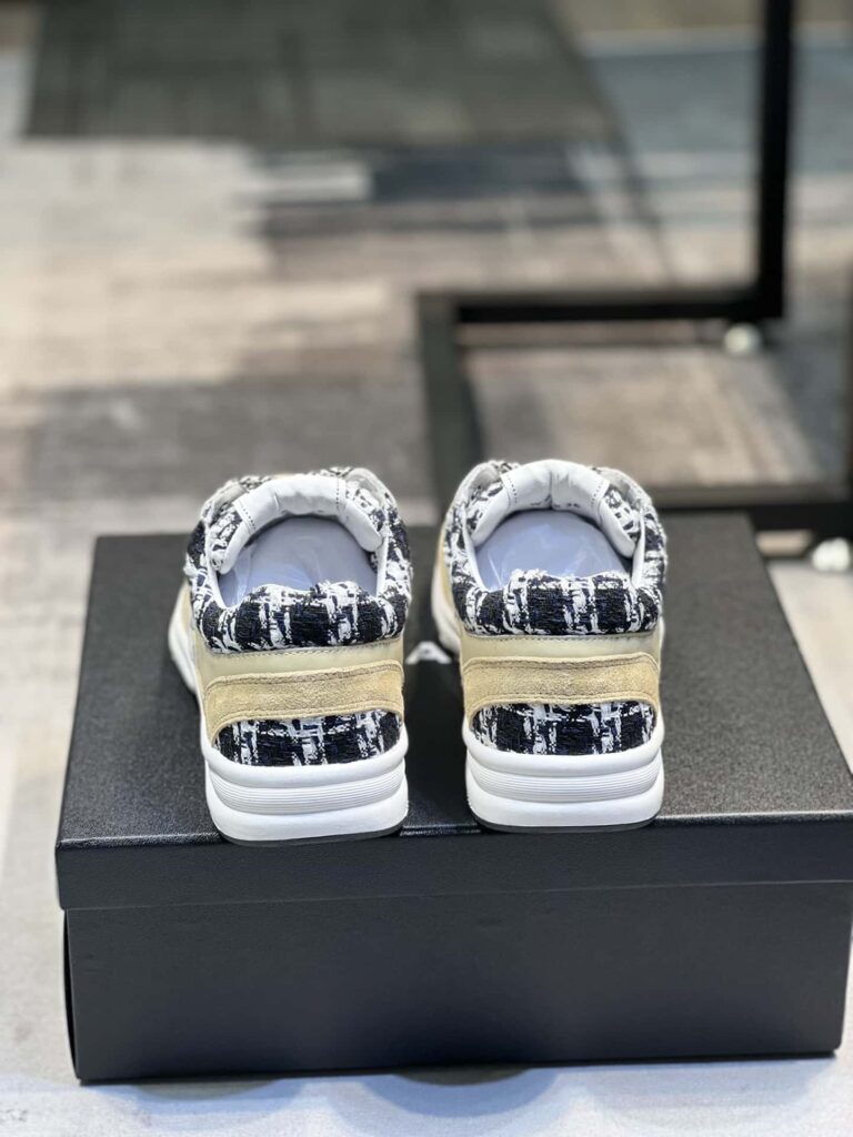 Chanel Coton Tweed Suede Calfskin Sneakers Black - Image 2