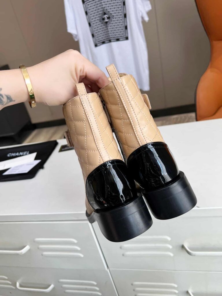 Chanel Combat Boots Lambskin And Patent Calfskin Beige - Image 3