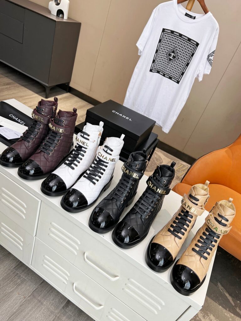 Chanel Combat Boots Lambskin And Patent Calfskin Beige - Image 6