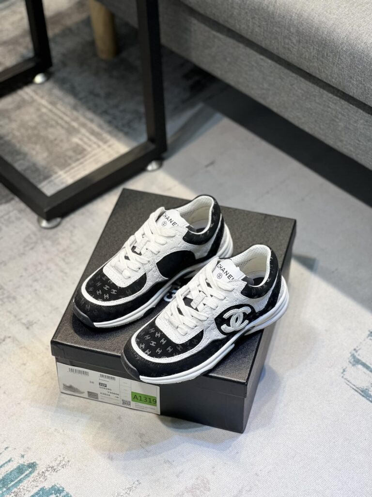 Chanel Cc Embossed Logo Suede Black White - Image 7