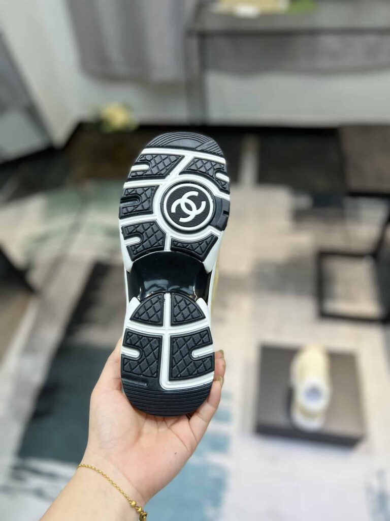 Chanel Coton Tweed Suede Calfskin Sneakers Turquoise - Image 9