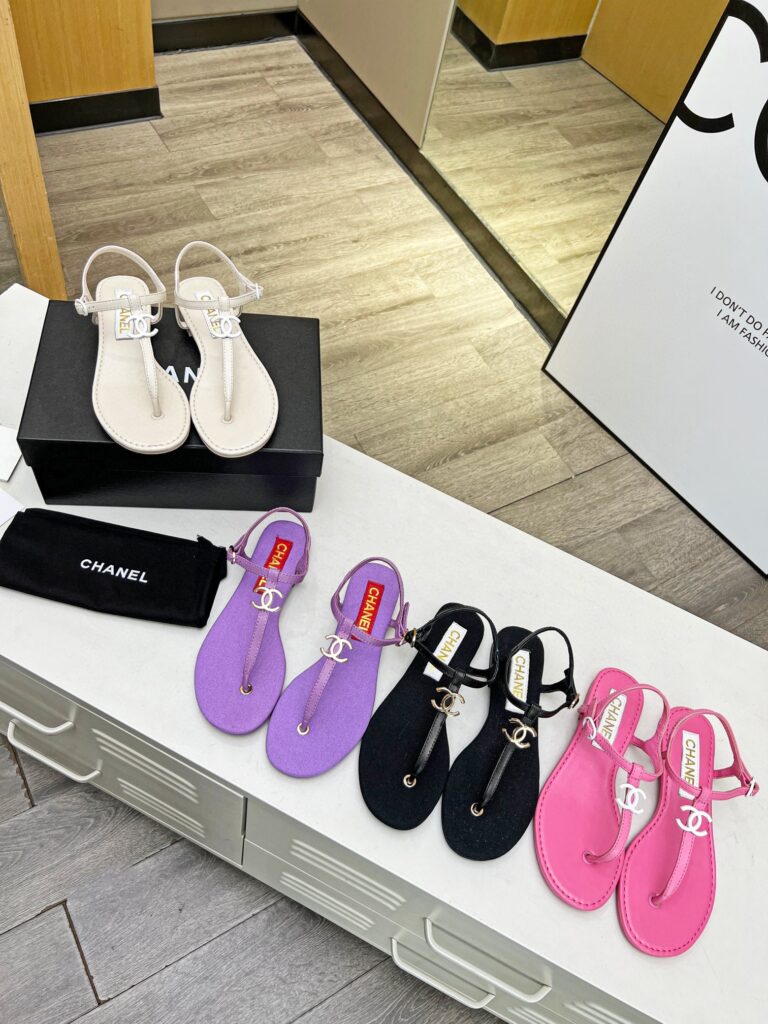 Chanel Sandals Lambskin Ivory Black G40018 - Image 2