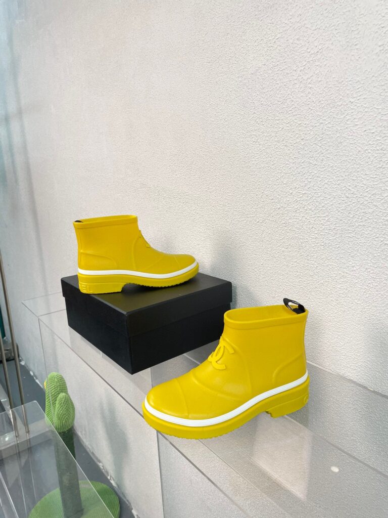 Chanel Rubber Short Boots Rain Yellow - Image 2
