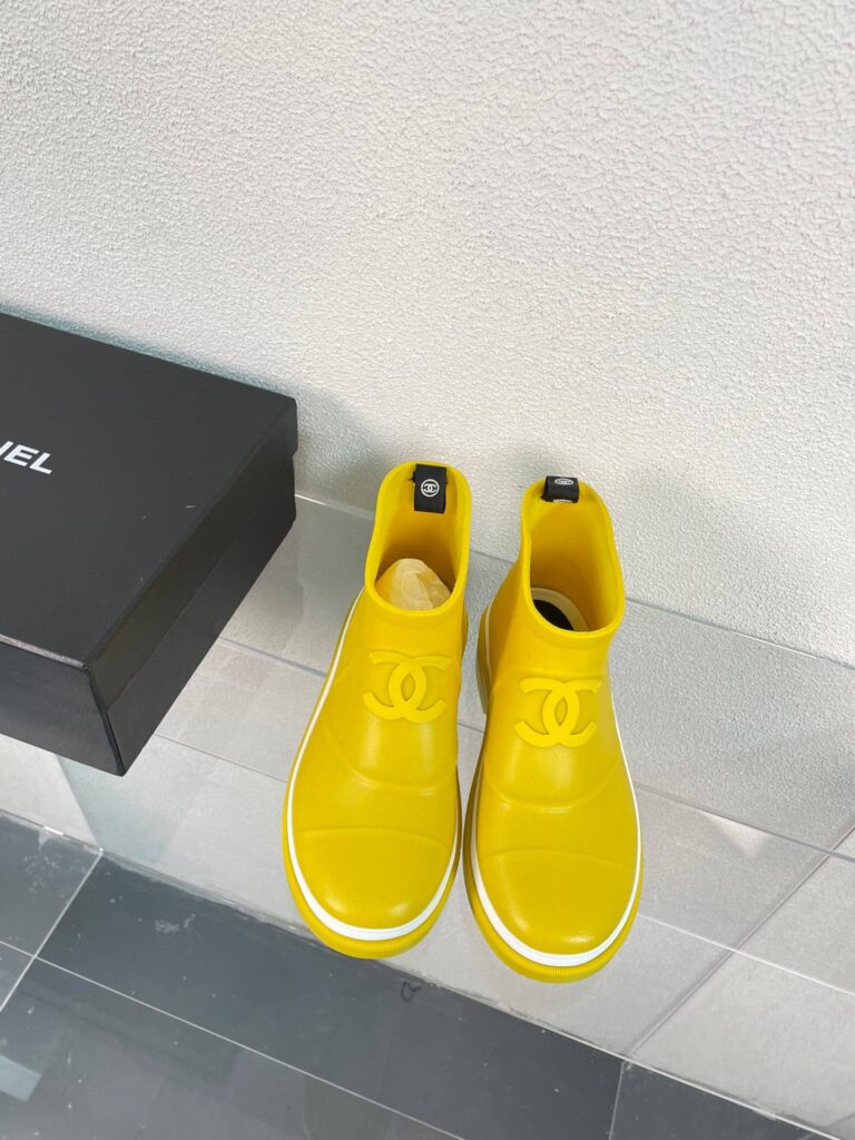 Chanel Rubber Short Boots Rain Yellow - Image 3