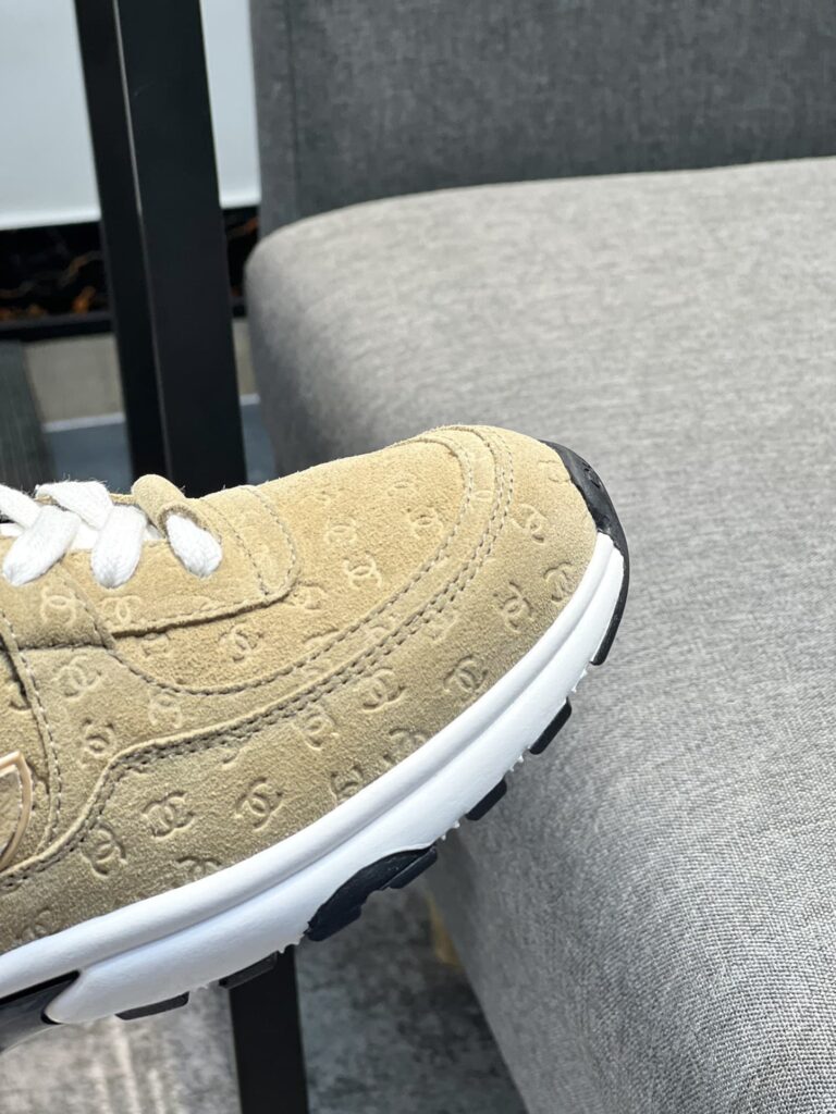 Chanel Cc Embossed Logo Suede Yellow - Image 3