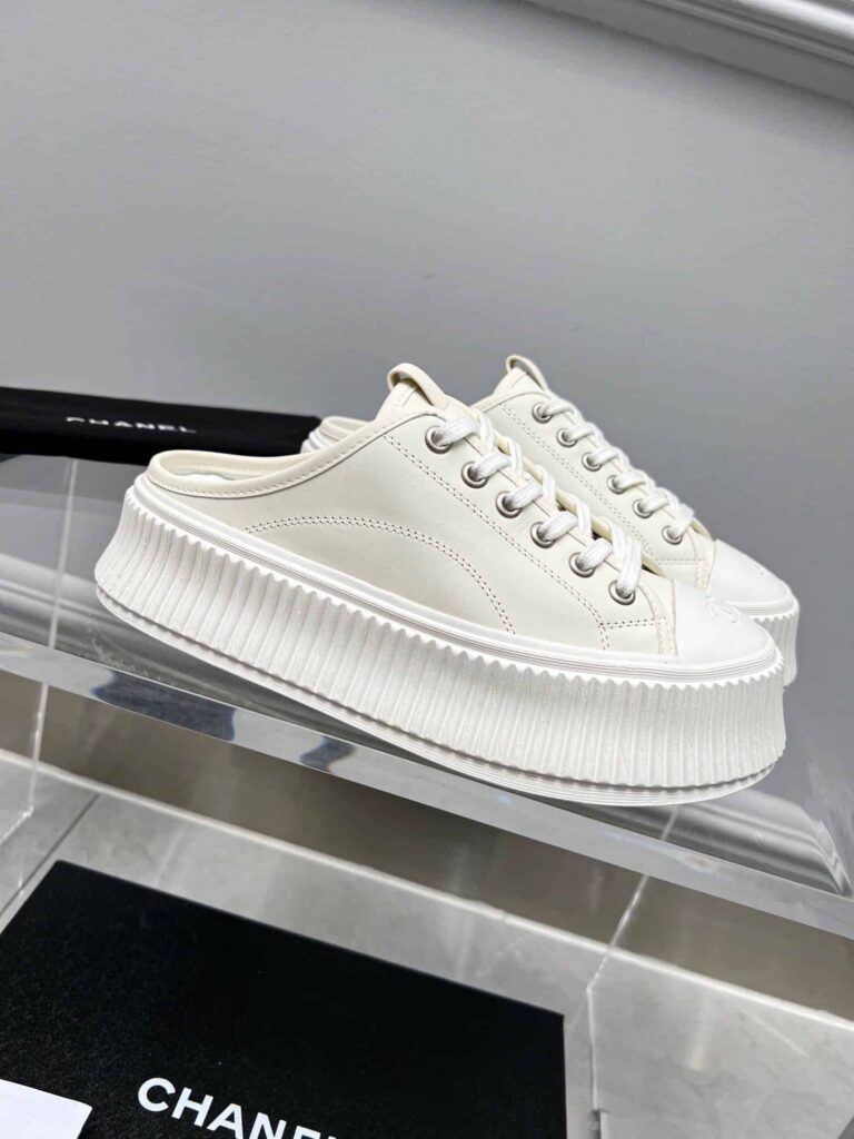 Chanel Platform Shoes Cream - Image 3