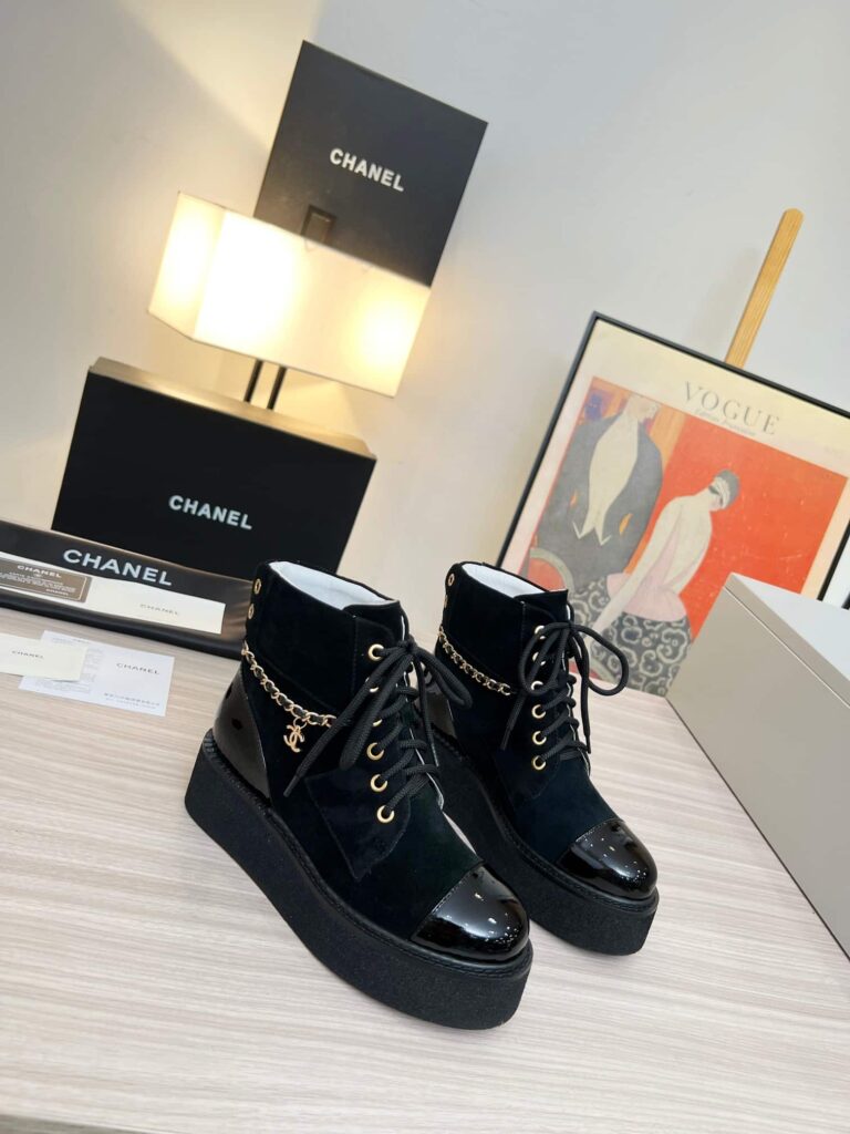 Chanel Chain Lace Up Boot Black G39332 X56706 94305 - Image 4