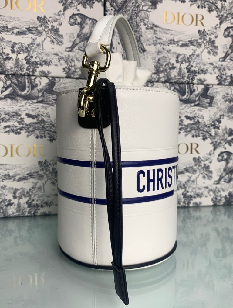 Dior Small Dior Vibe Bucket Bag White 18Cm - Image 4