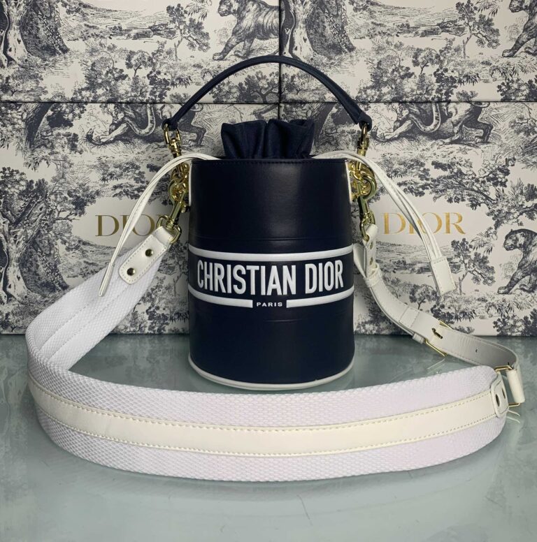 Dior Small Dior Vibe Bucket Bag Black 18Cm - Image 2