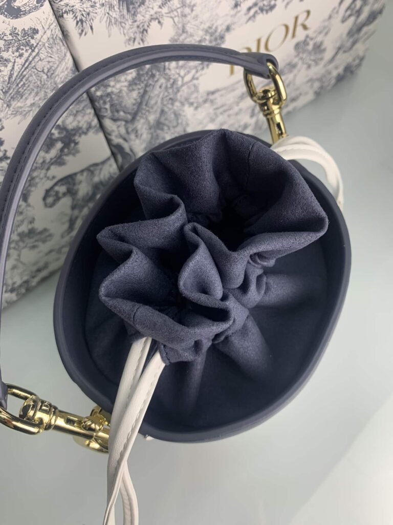 Dior Small Dior Vibe Bucket Bag Black 18Cm - Image 7