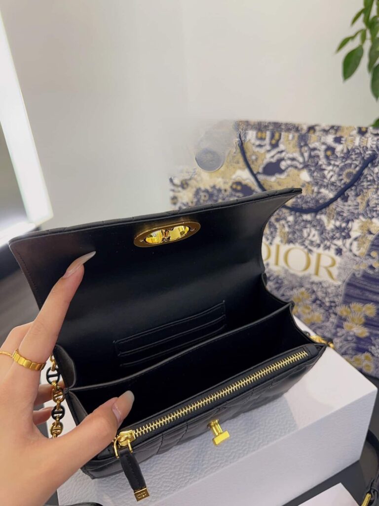 Dior Miss Caro Mini Bag Black 19Cm S5169Udaxm900 - Image 3