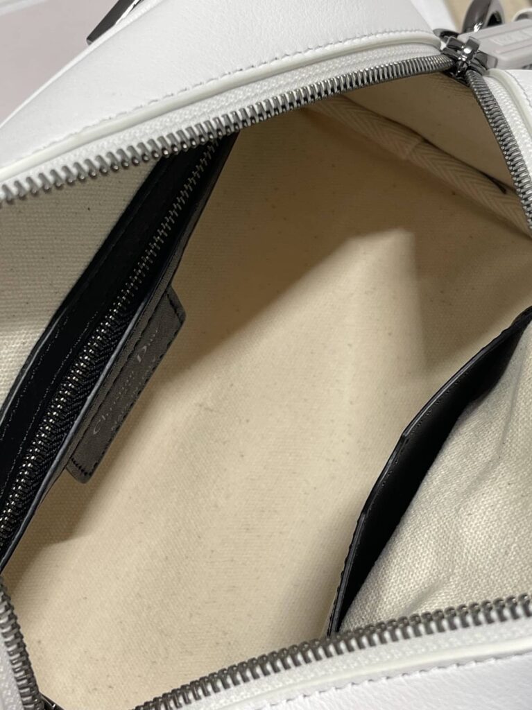 Dior Vibe Zip Bowling Bag Smooth Black 25Cm - Image 6