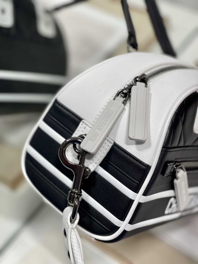 Dior Vibe Zip Bowling Bag Smooth Black 25Cm - Image 5