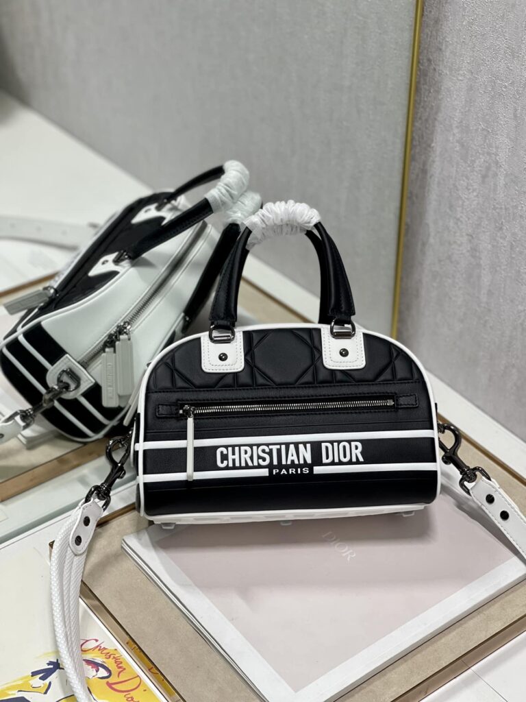 Dior Vibe Zip Bowling Bag Smooth Black 25Cm - Image 2