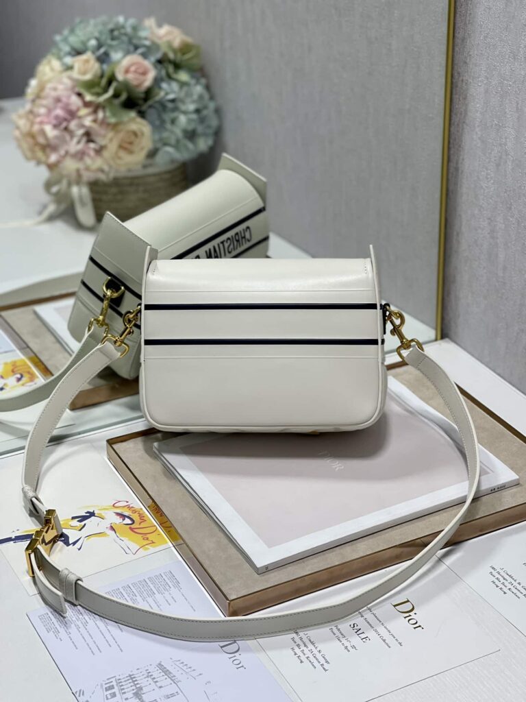 Dior Camp Messenger Bag White 24Cm - Image 5