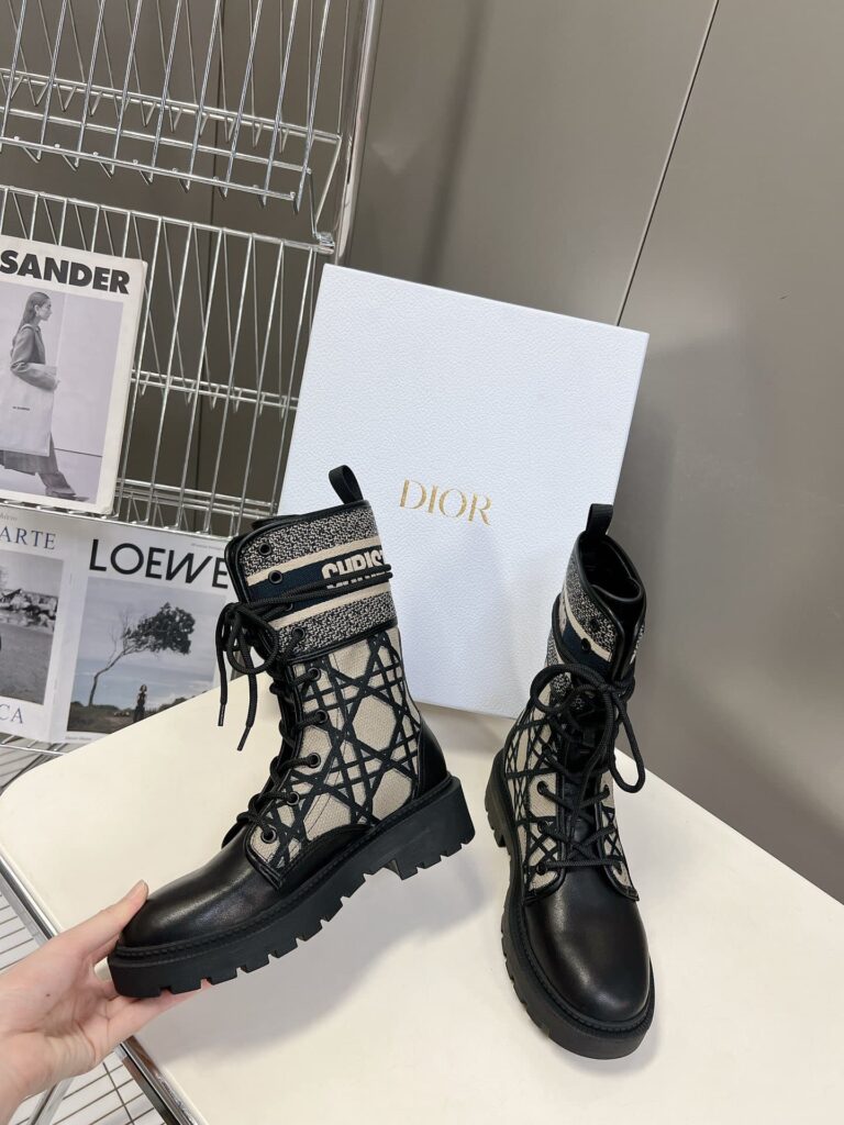 Dior D Major Boots Black And Beige - Image 7