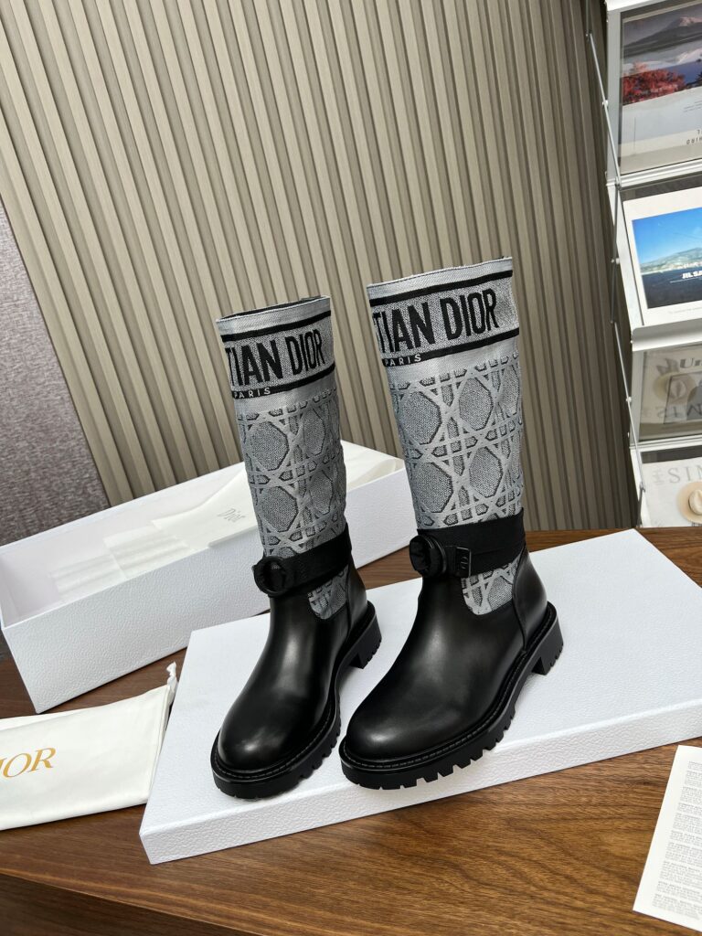 Dior D Major Boot Calfskin Black And Grey - Image 5