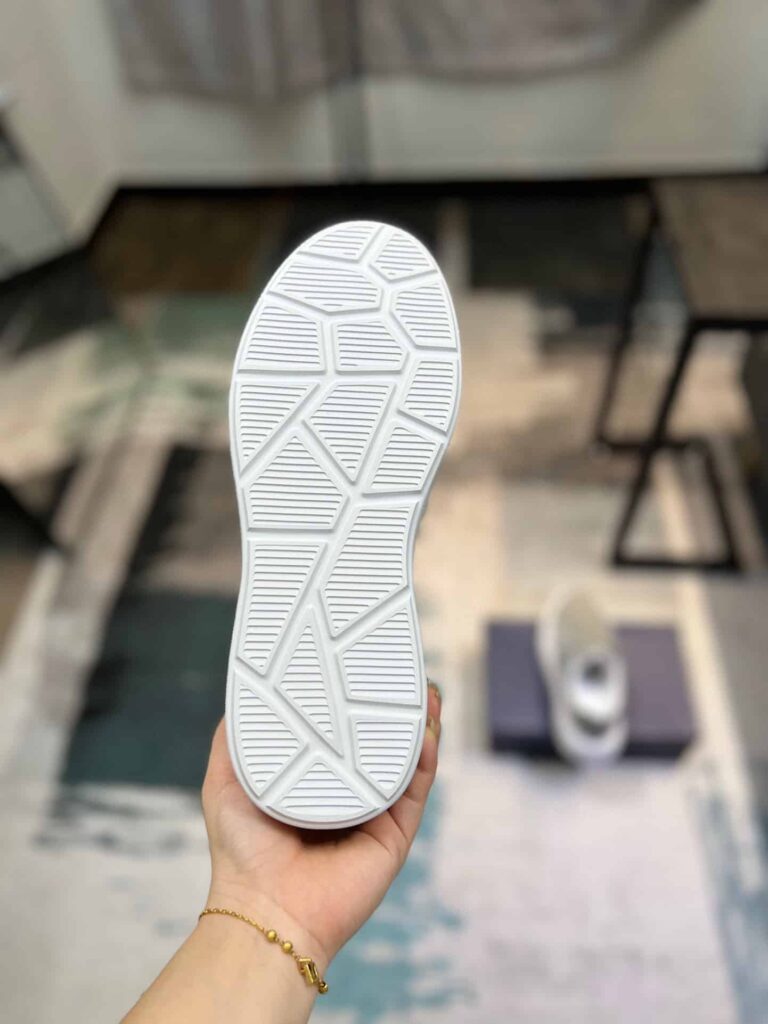 Dior Men'S Sneakers Cd Embroidered Canvas Low Grey - Image 4