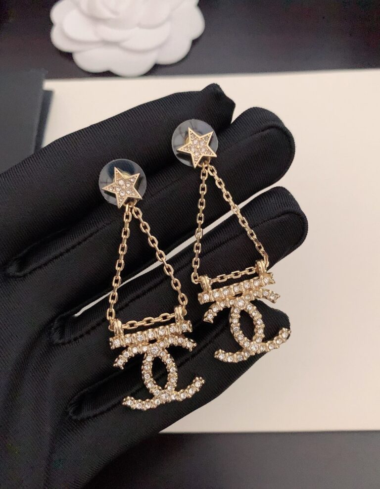 Chanel Star Strass Drop Earrings - Image 3