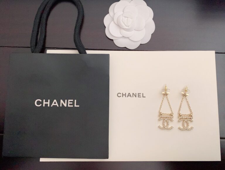 Chanel Star Strass Drop Earrings - Image 2