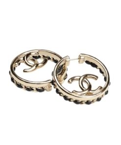 Chanel Gold Toned Metal With Cc Logo