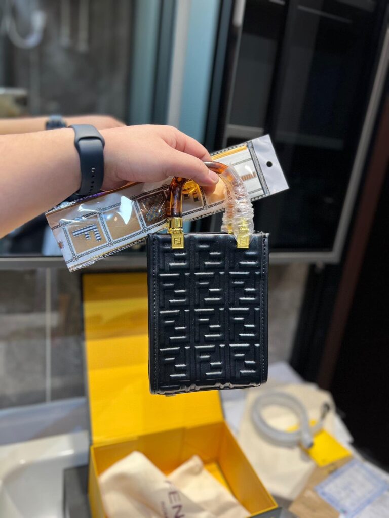 Fendi Mini Sunshine Shopper Black 18Cm 8Bs051Amcif0Kur - Image 2