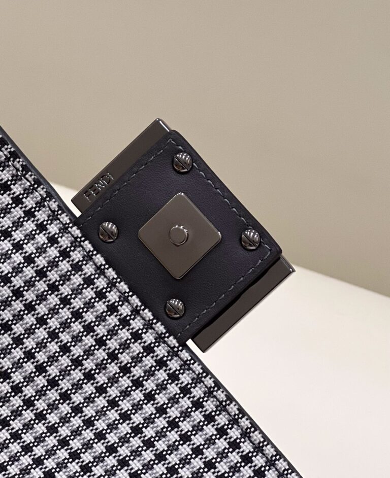 Fendi Baguette Black Houndstooth Wool Bag With Ff Embroidery 19Cm - Image 8