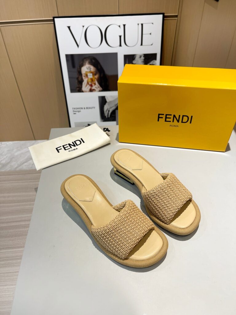 Fendi Baguette Raffia Slide Sandal Natural Neutral - Image 6