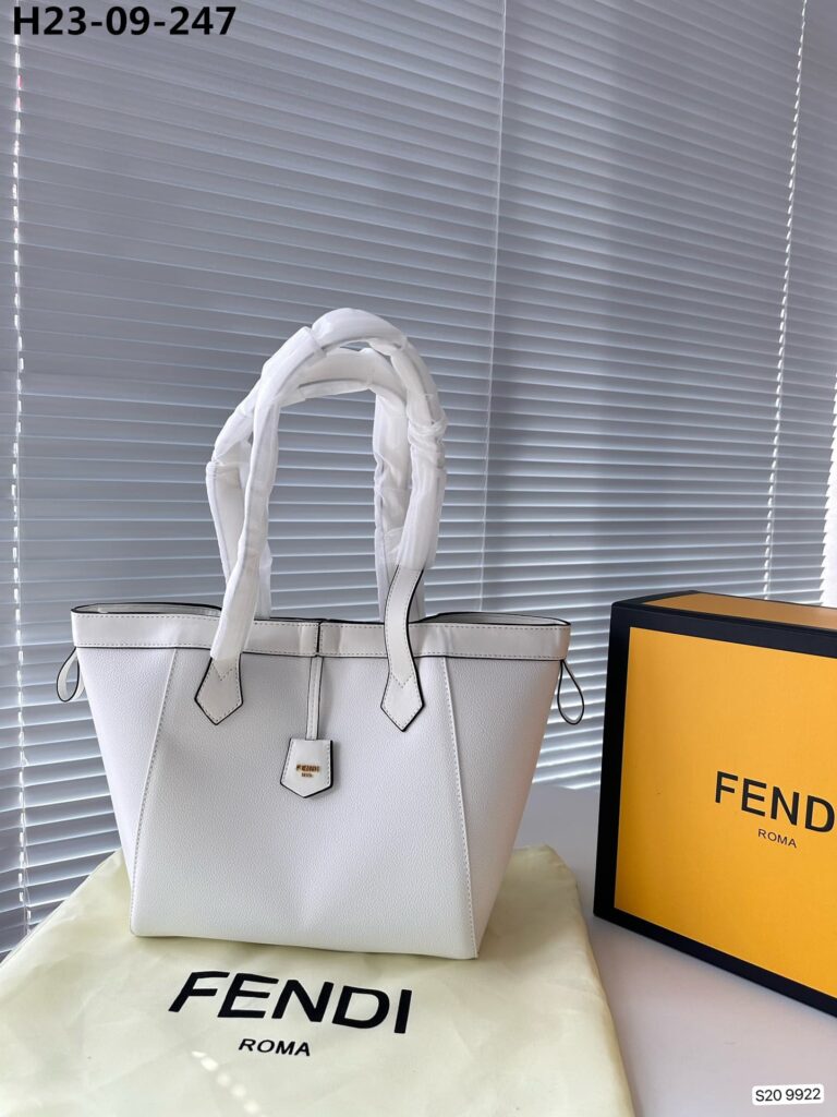 Fendi Origami Medium White Leather Bag That Can Be Transformed White 26Cm 8Bh414Apzaf0K7E - Image 3