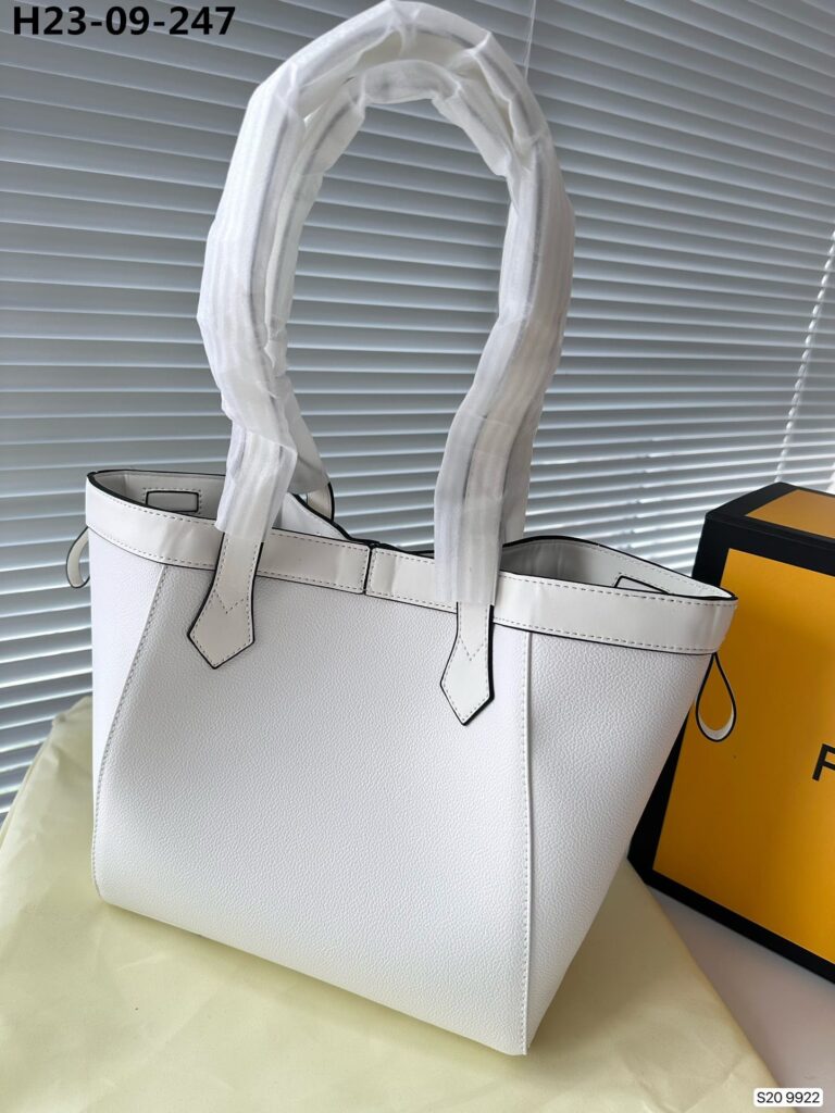 Fendi Origami Medium White Leather Bag That Can Be Transformed White 26Cm 8Bh414Apzaf0K7E - Image 5