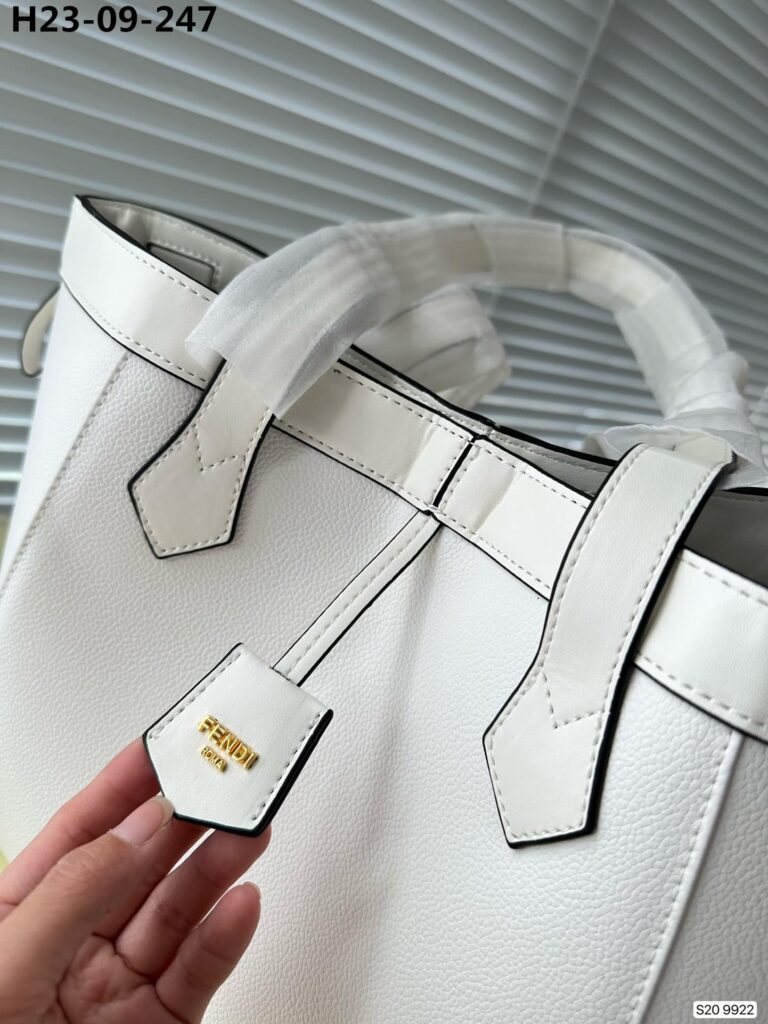 Fendi Origami Medium White Leather Bag That Can Be Transformed White 26Cm 8Bh414Apzaf0K7E - Image 8