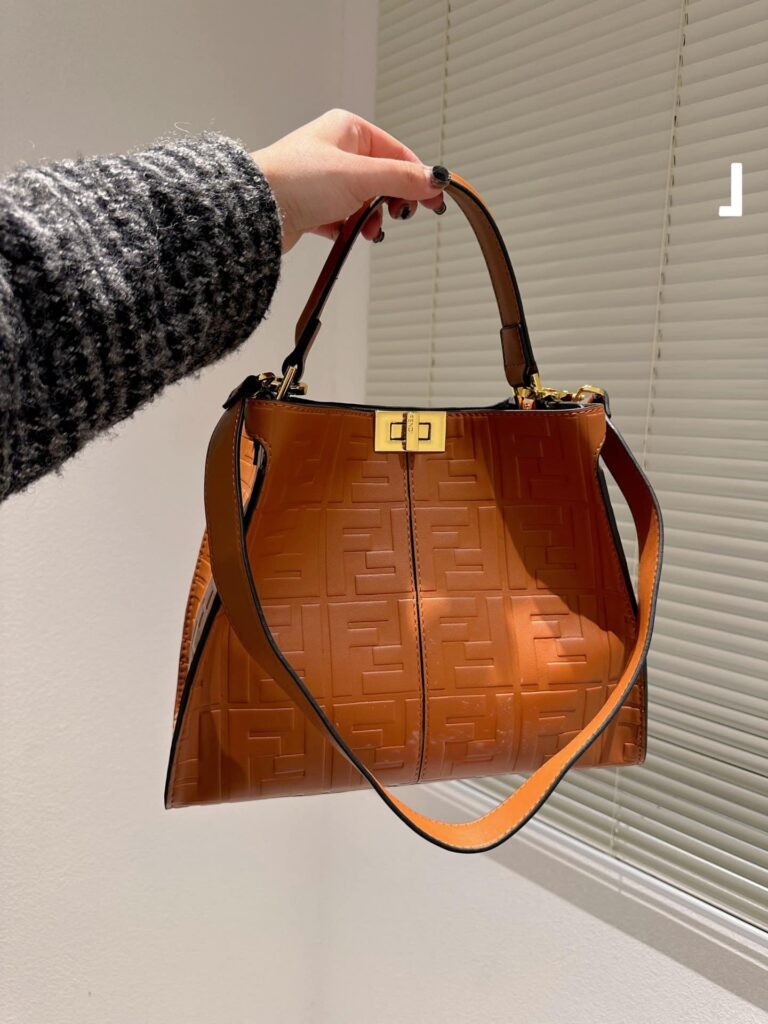 Fendi Original Peekaboo Orange 30Cm - Image 2