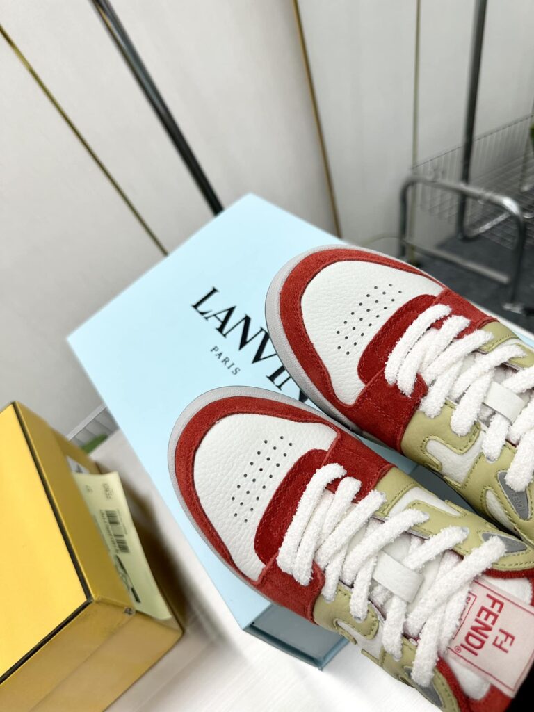 Fendi Match Suede Low Tops White And Red 7E1493Ai1Nf1H1D - Image 4