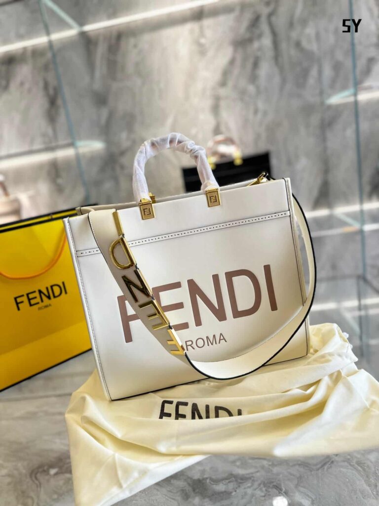 Fendi Sunshine Medium White Leather Shopper 41Cm - Image 2
