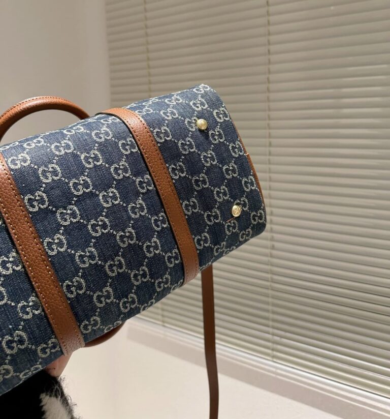 Gucci Boston Pillow Bag Blue 30Cm - Image 5