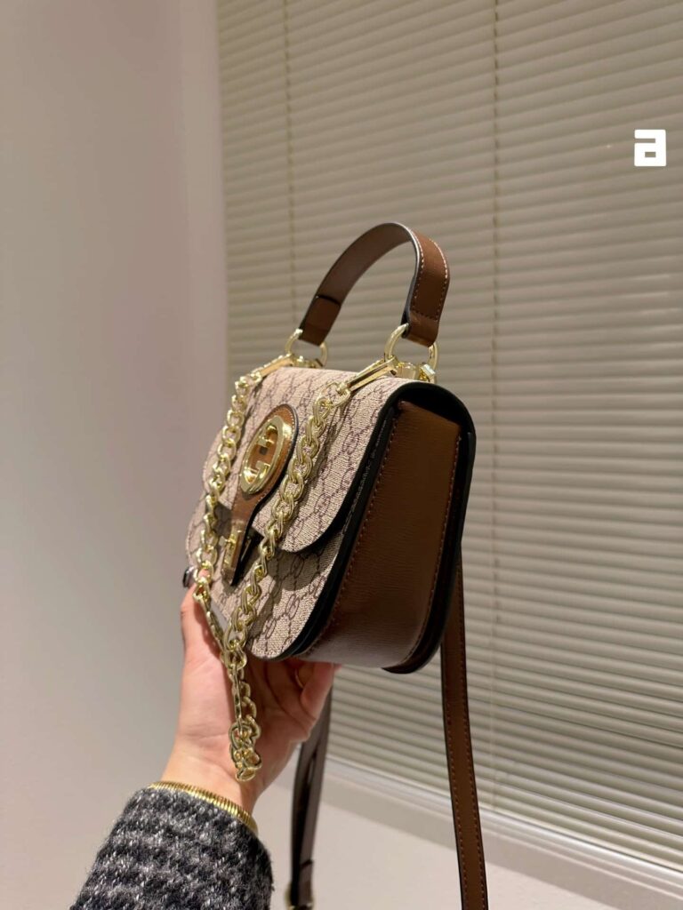 Gucci Blondie Top-Handle Bag Monogram 24Cm - Image 6