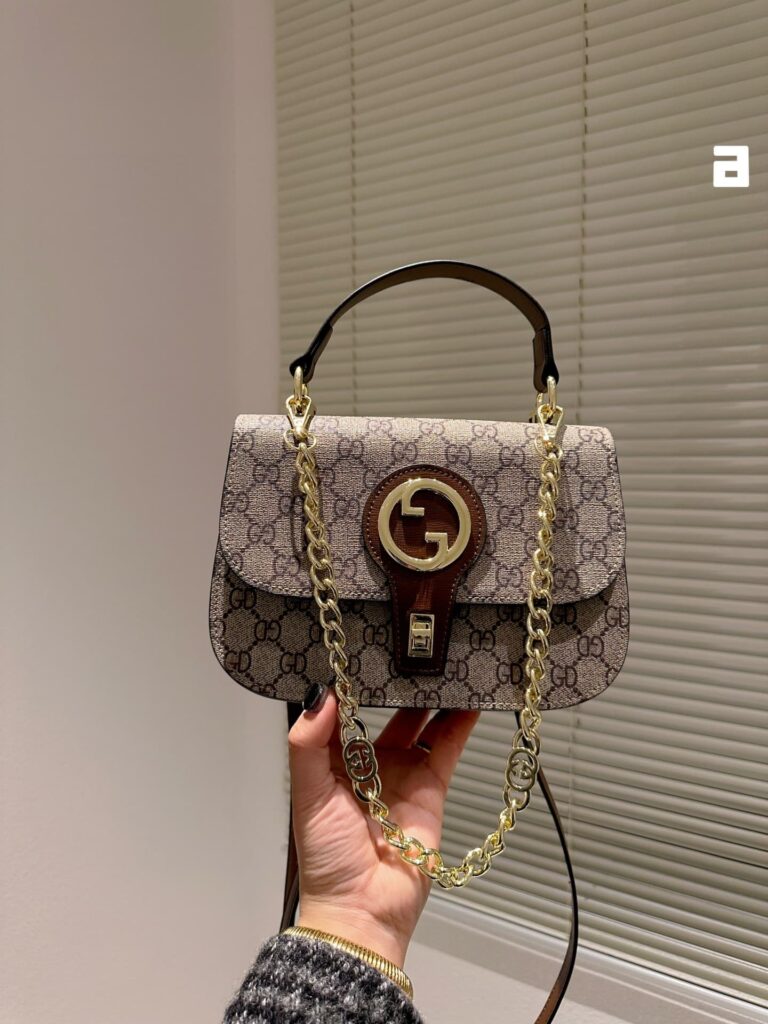 Gucci Blondie Top-Handle Bag Monogram 24Cm - Image 7