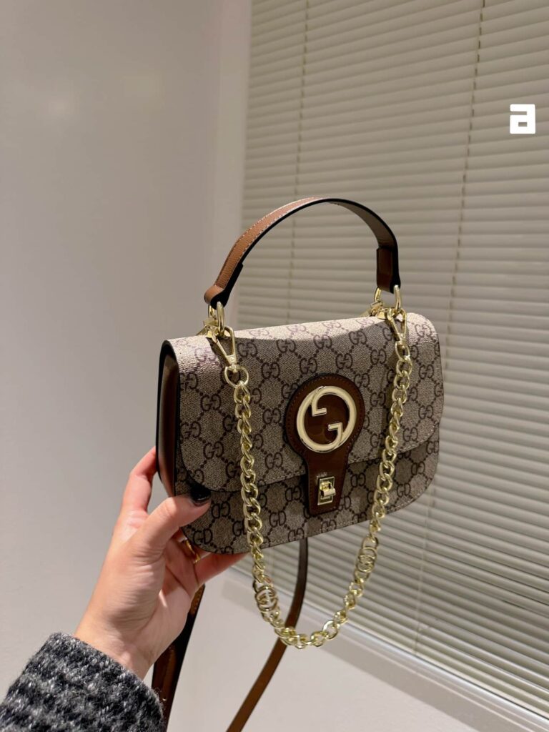 Gucci Blondie Top-Handle Bag Monogram 24Cm - Image 9