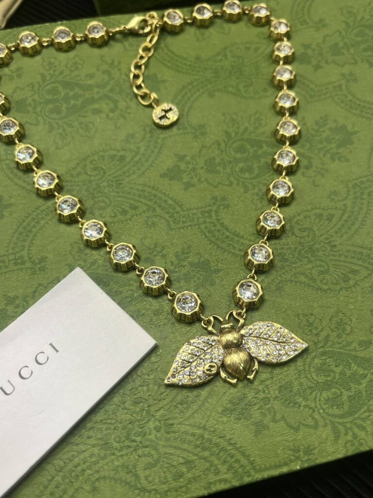 Gucci Bee Necklace With Crystals In Gold ?629989 J1D50 8062 - Image 2