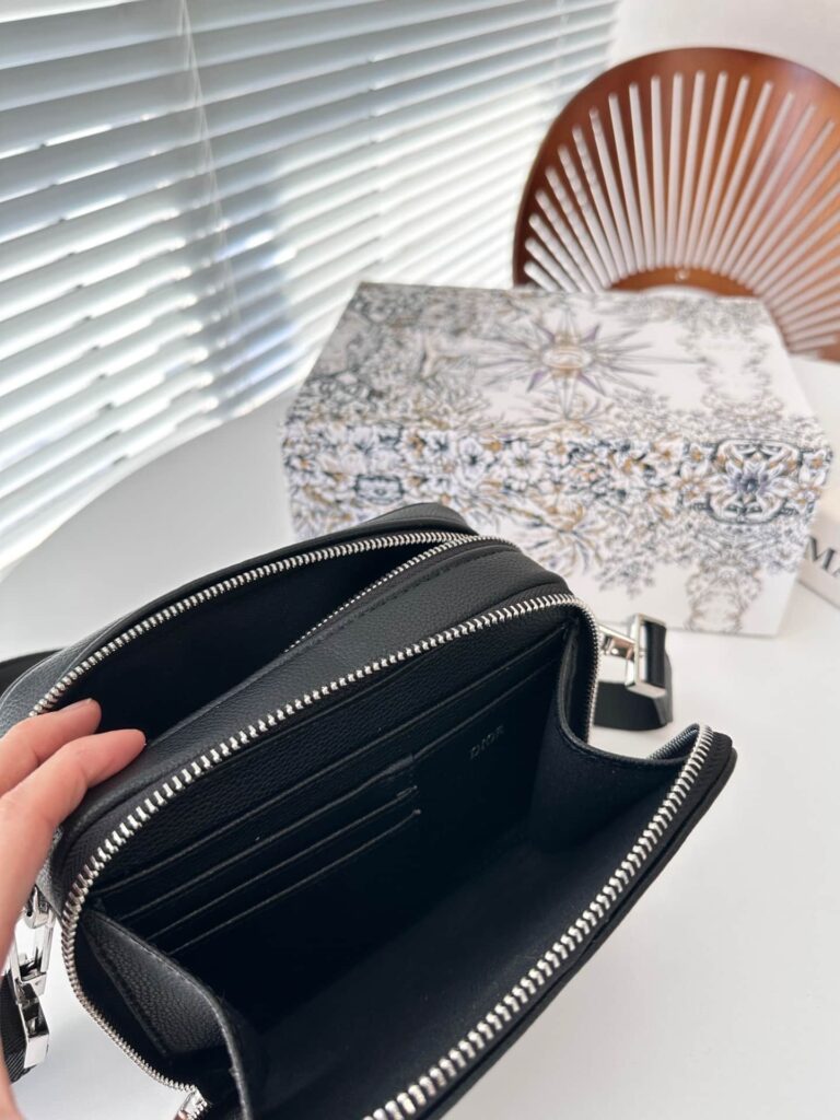 Dior Pouch Shoulder Strap Cd Icon Black 17Cm 2Esbc119Cdi H00N - Image 2